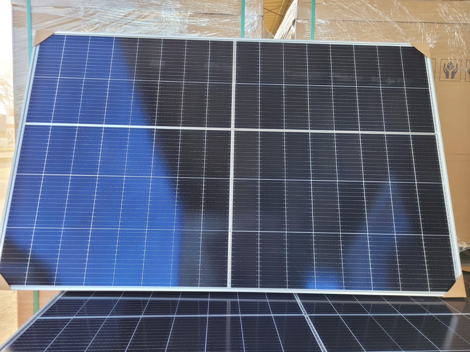 Solarmodul 410W mit silbernen Rahmen GSM12/80 GREENSUNSOLAR